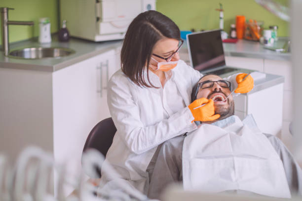 Best Emergency Tooth Extraction in Hutchison, VA